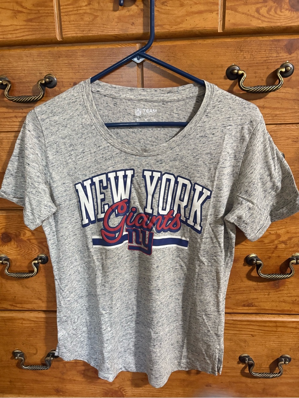 NFL Heather Gray New York Giants Women’s Tee Size Medium